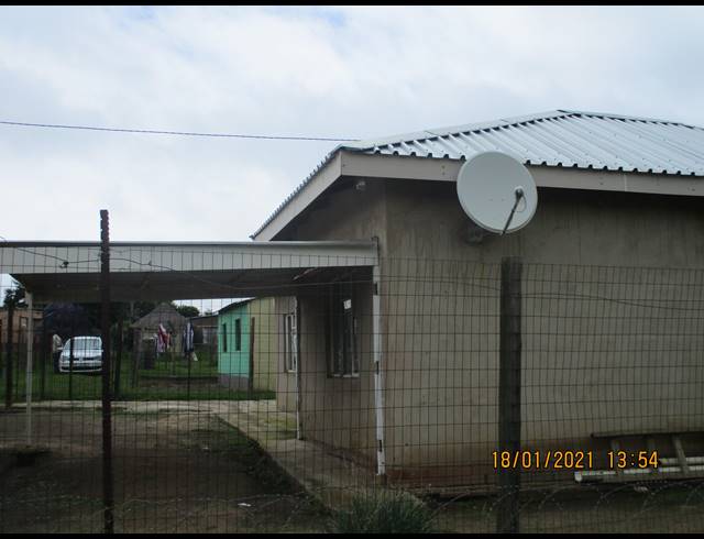3 BEDROOM FREEHOLD FOR SALE IN MPOPHOMENI